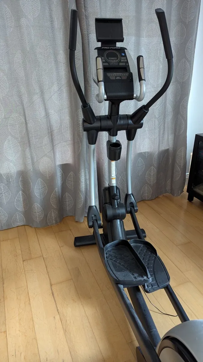 Cross Trainer Pro-Form Smart Strider 495 CSE - Image 2