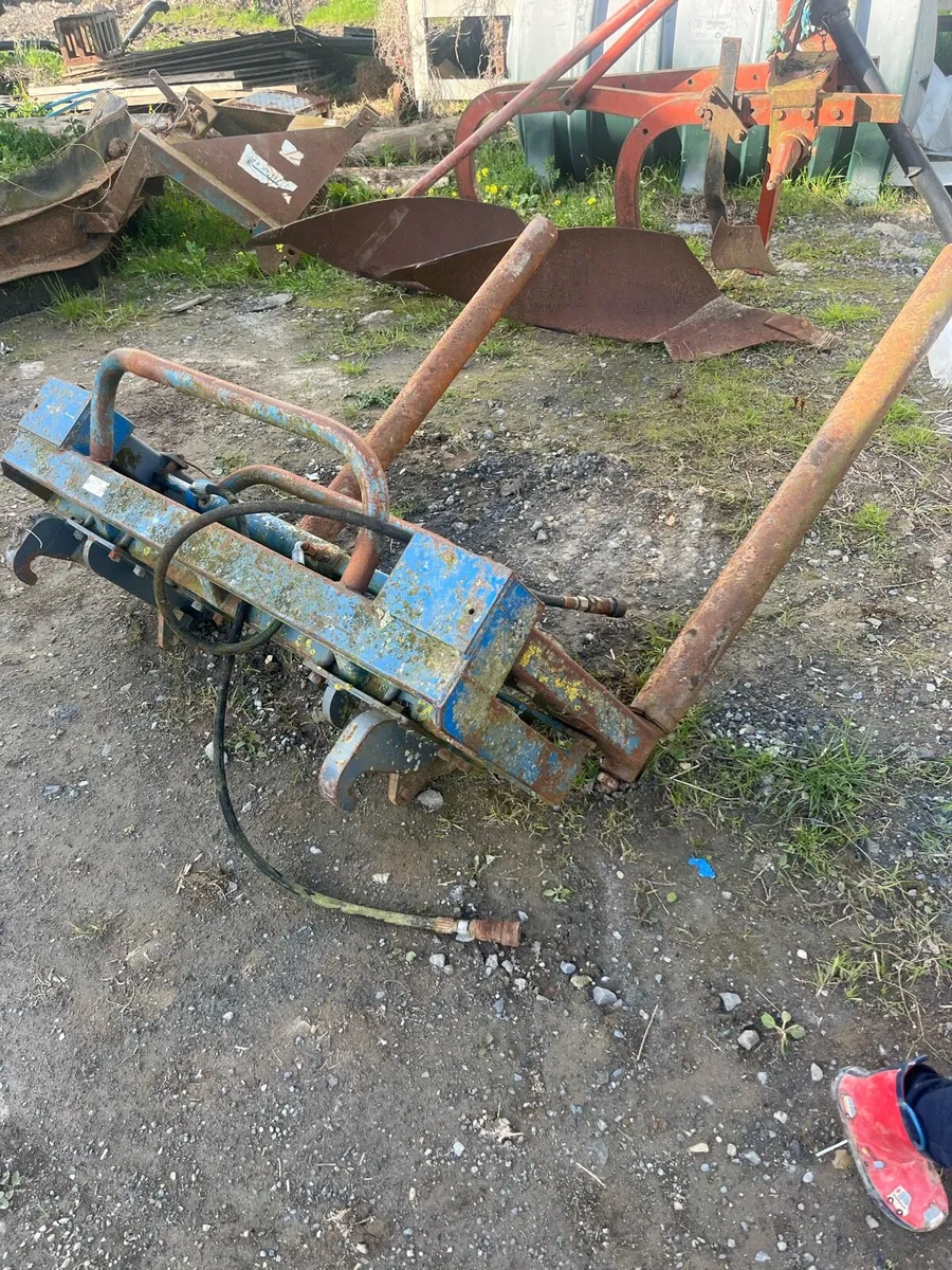 Bale handler - Image 1