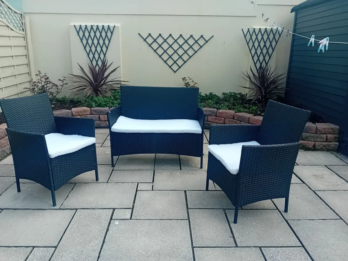 Garden furniture - Image 2