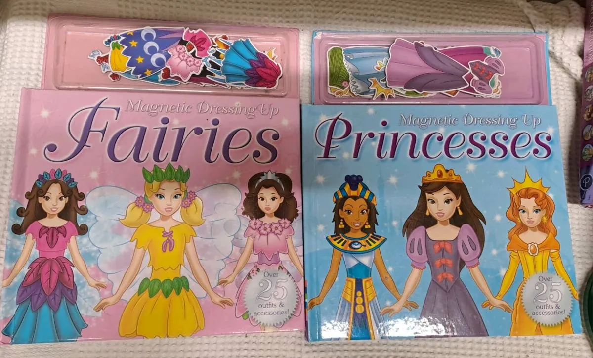 Magnetic Dressing Up Books – Fairies & Princesses - Image 1