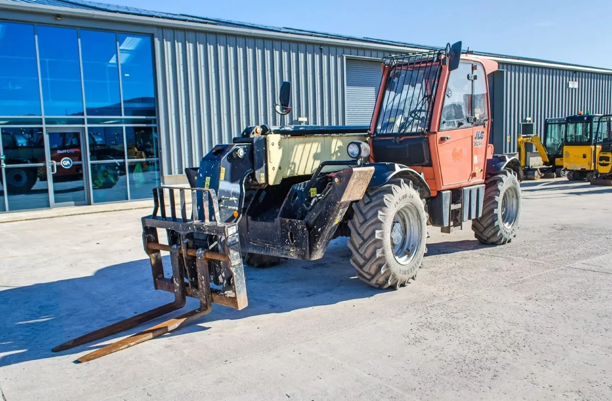 JLG 3614 R5 14 metre telescopic handler - Image 1