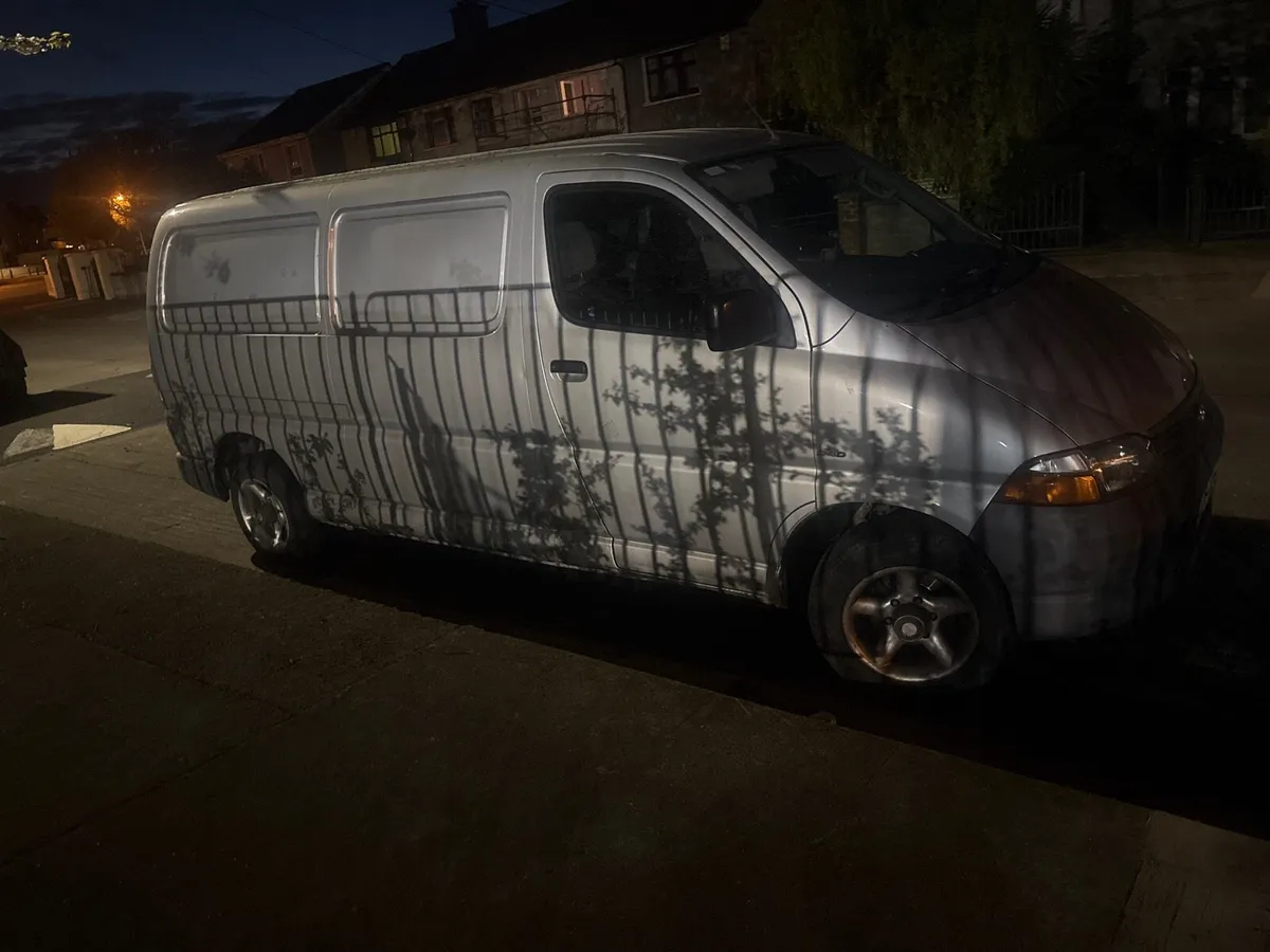Toyota hiace - Image 3