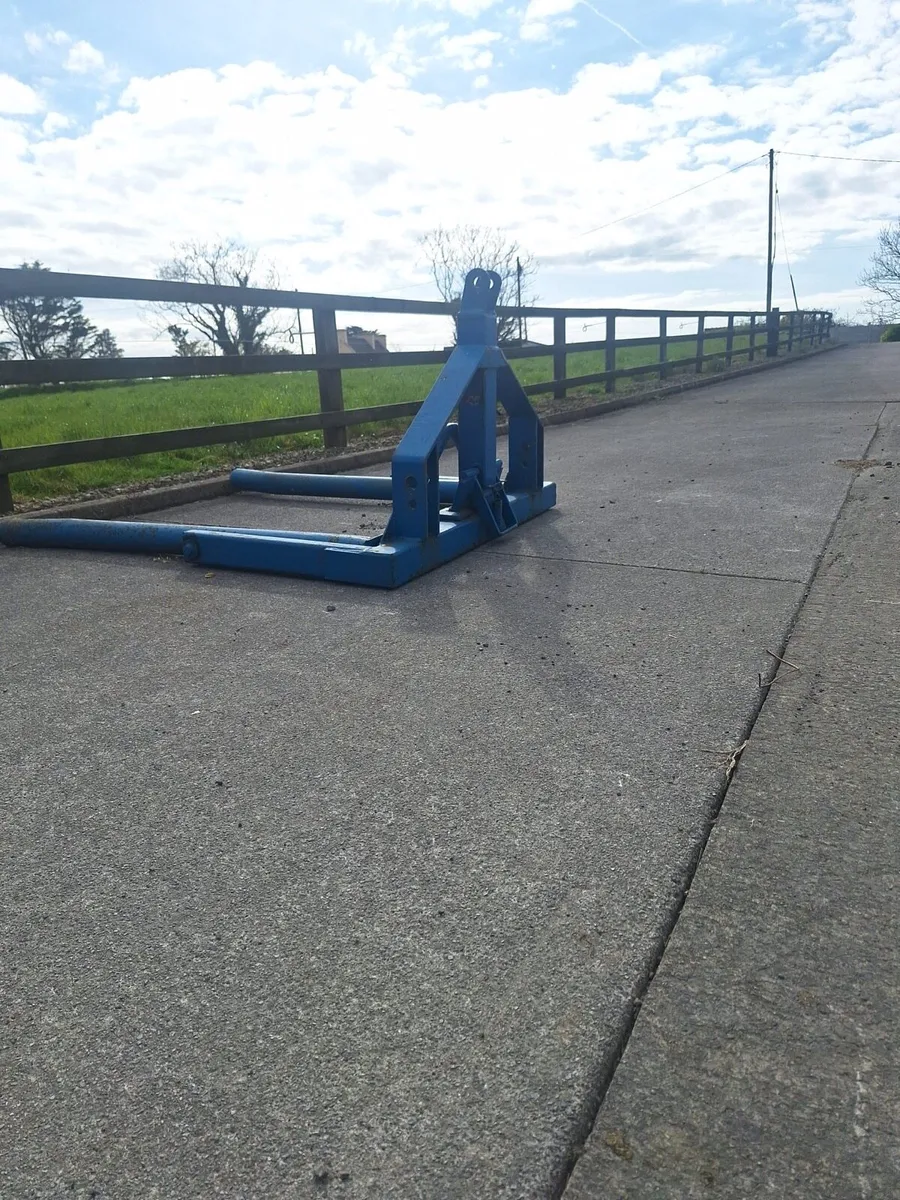 Single Bale Handler - Image 2