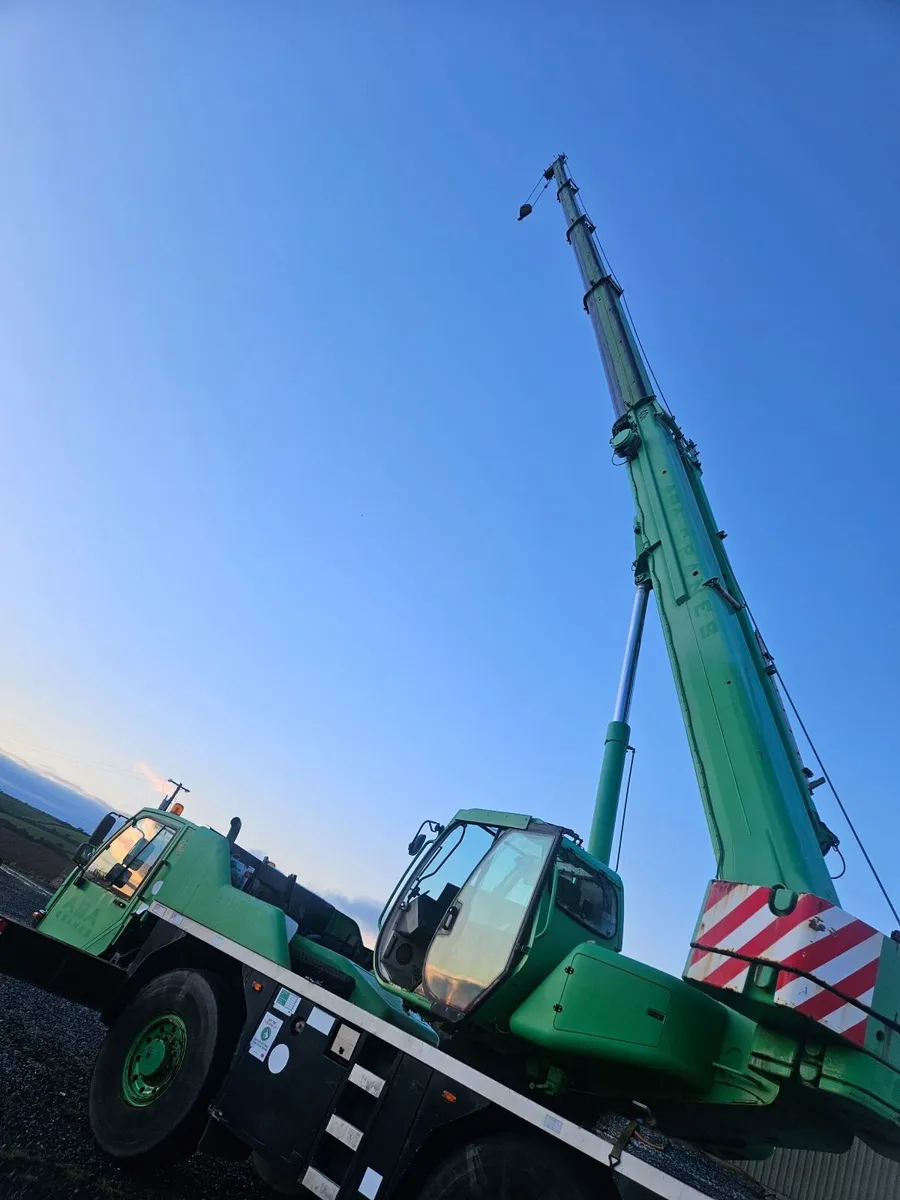 Mobile Crane - Image 2