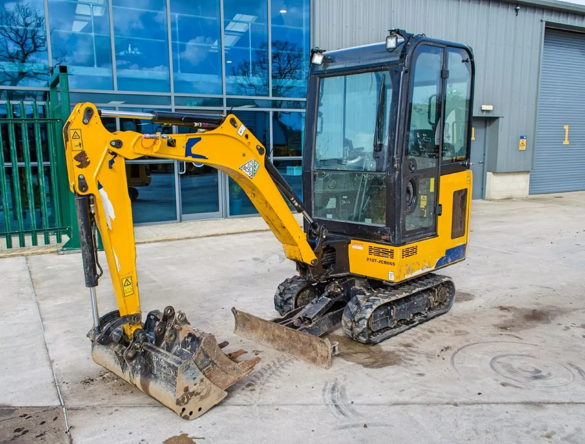 JCB 15C-1 1.5 tonne rubber tracked mini excavator - Image 1