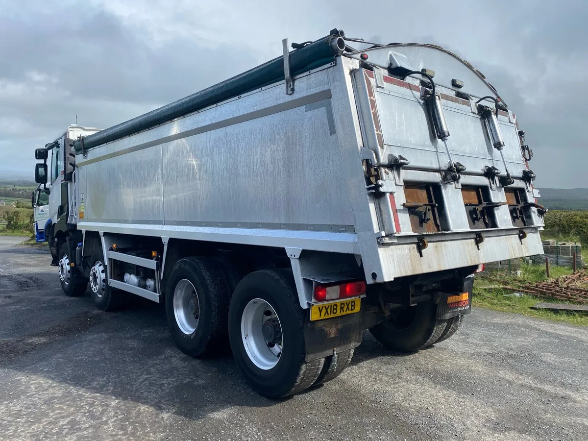 Renault k range tipper - Image 3