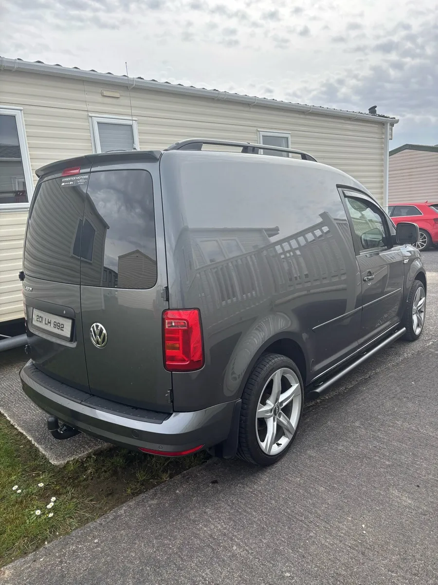 Vw Caddy - Image 4