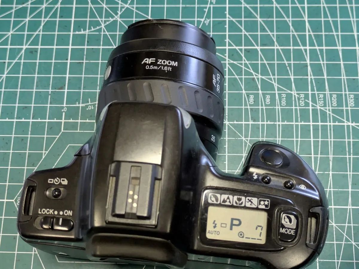 🎞️ Minolta Dynax 300si autofocus film SLR camera - Image 4