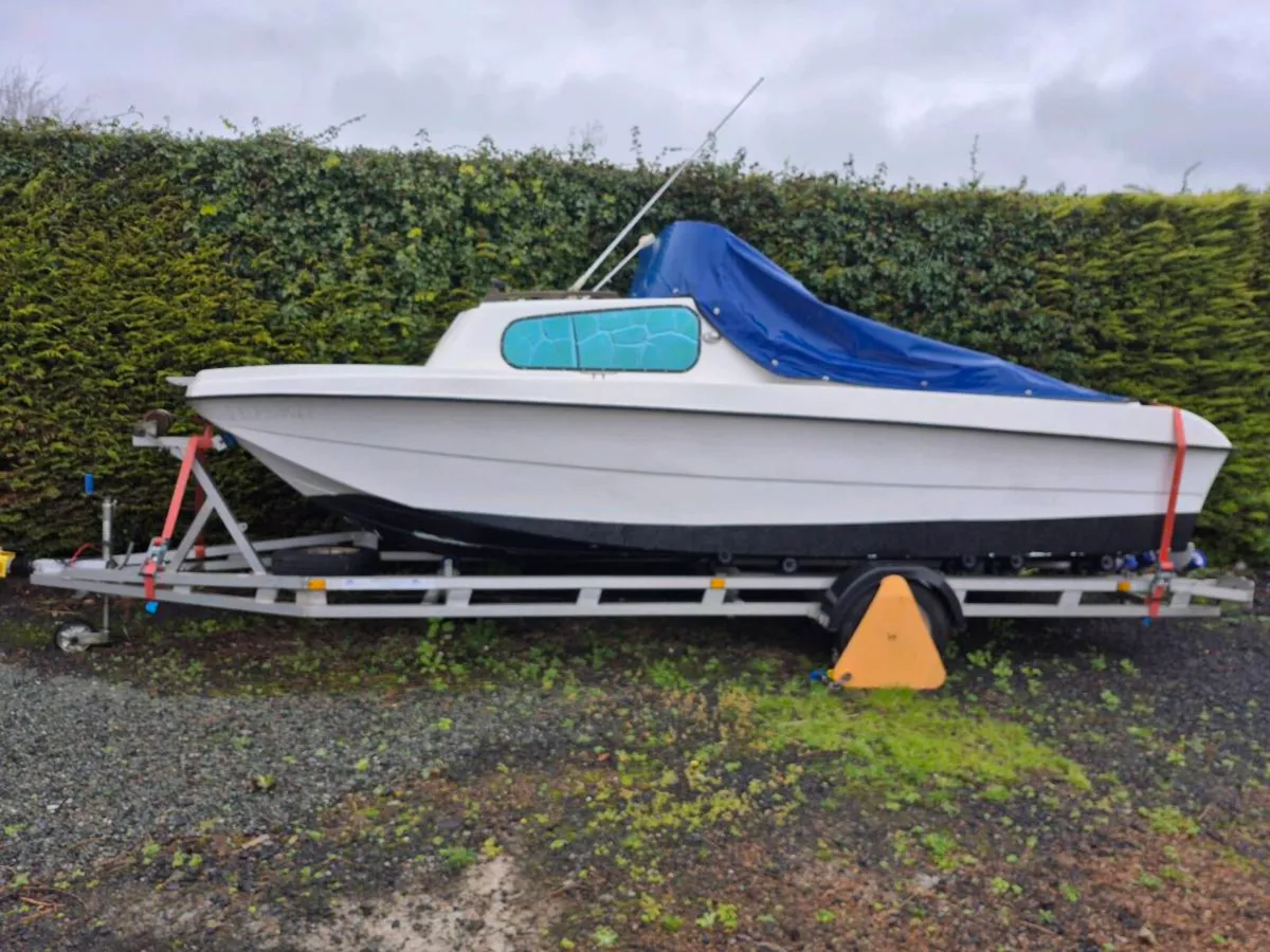 Task force 18 boat - Image 2