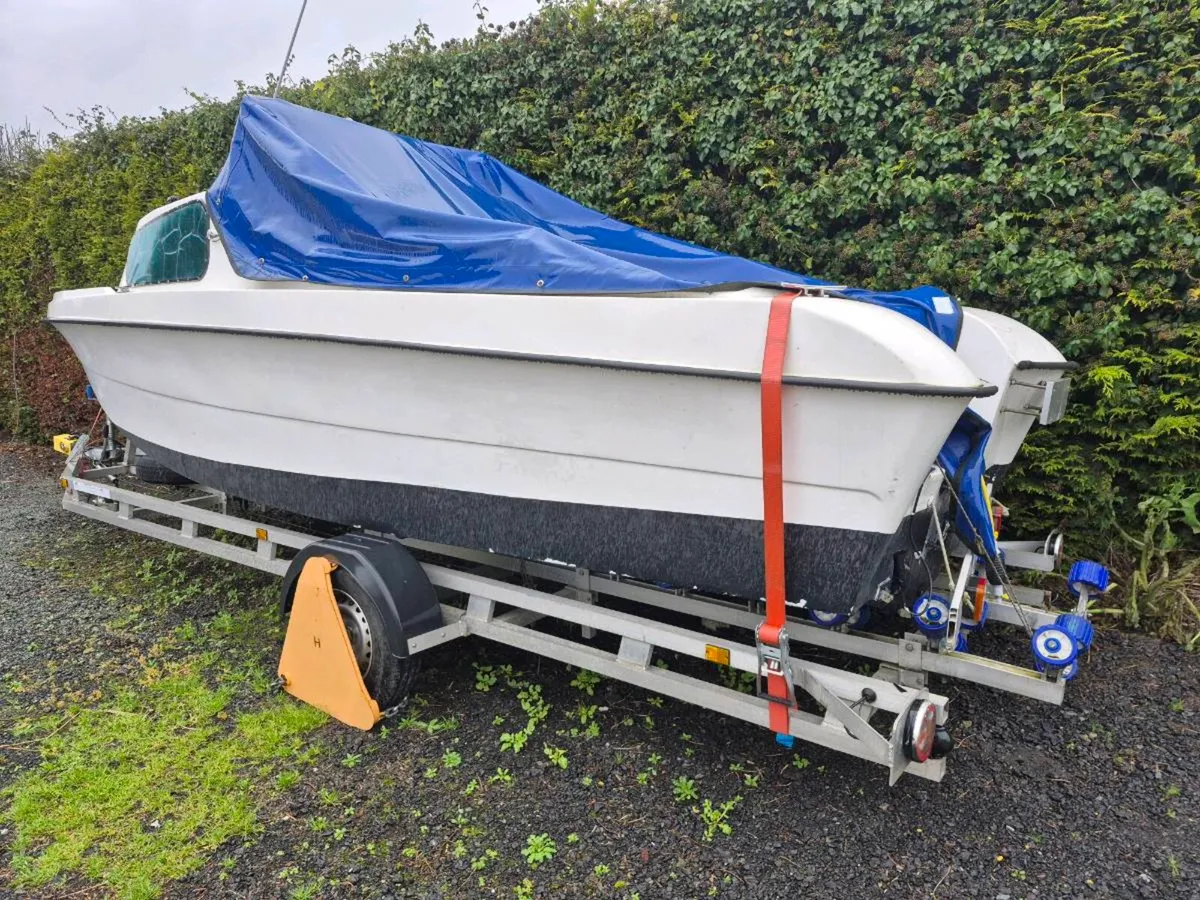 Task force 18 boat - Image 4