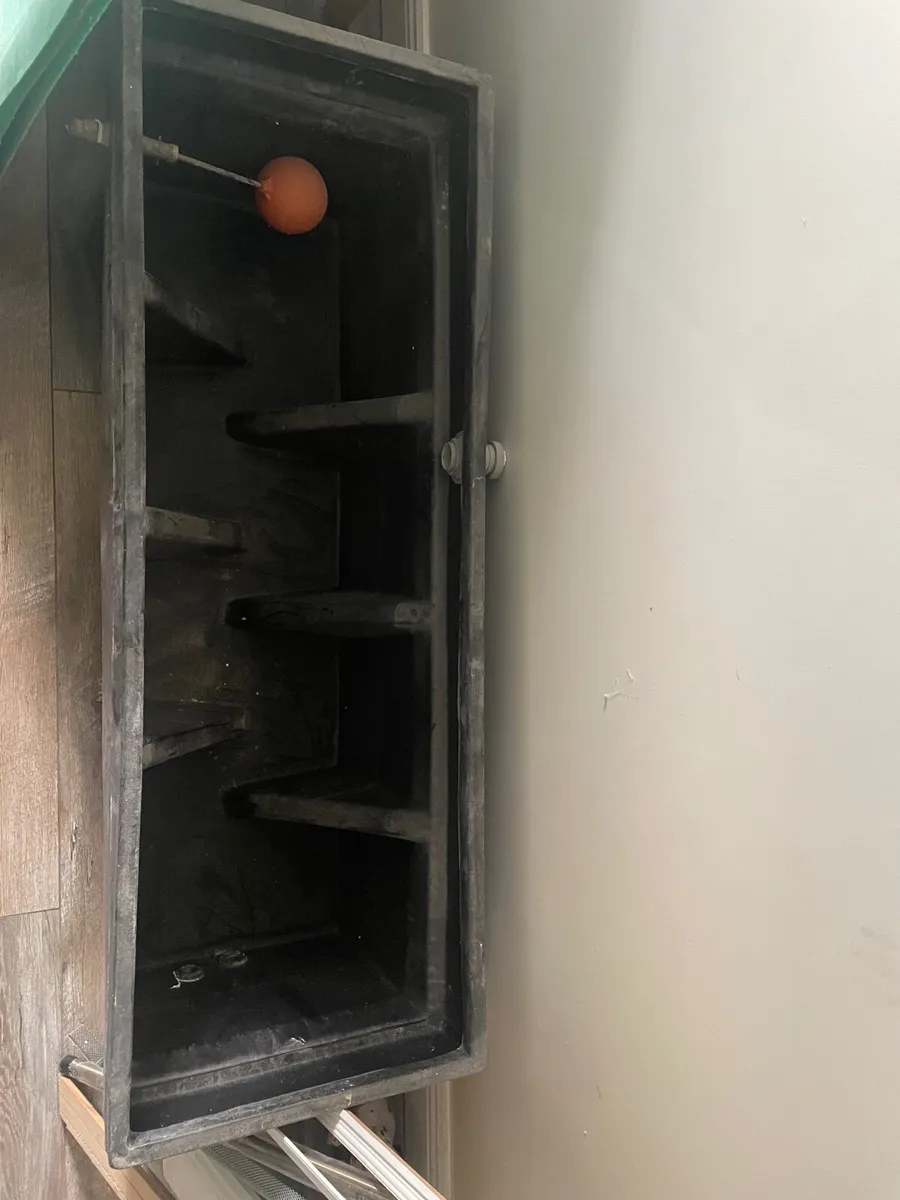 Plastic water tank slim - Image 2