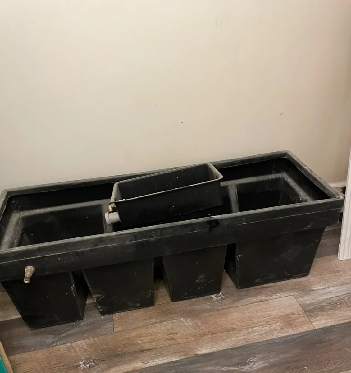 Plastic water tank slim - Image 1