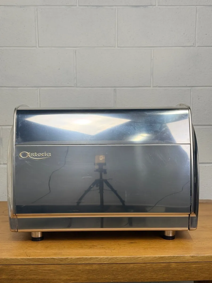 Astoria Perla 2 group Barista espresso machine - Image 3