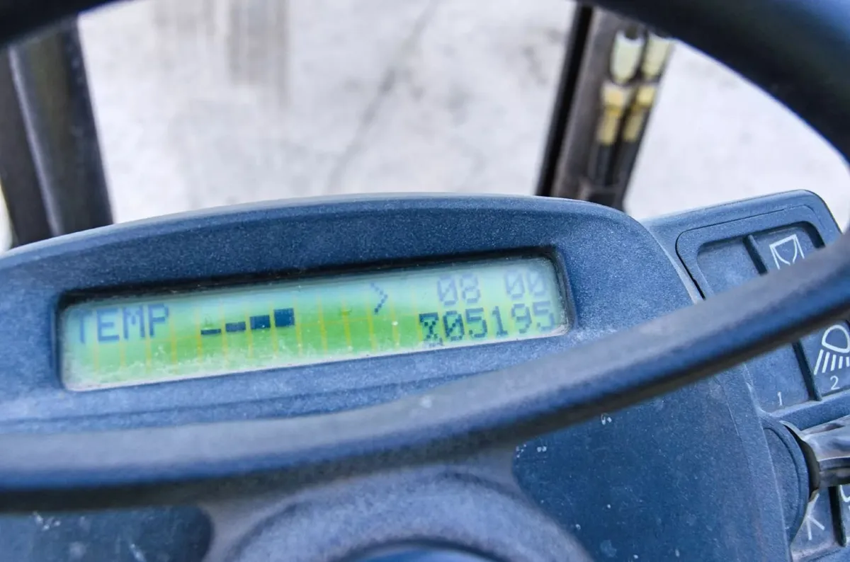 Hyster H2.5FT 2.5 tonne gas powered fork lift truc - Image 2