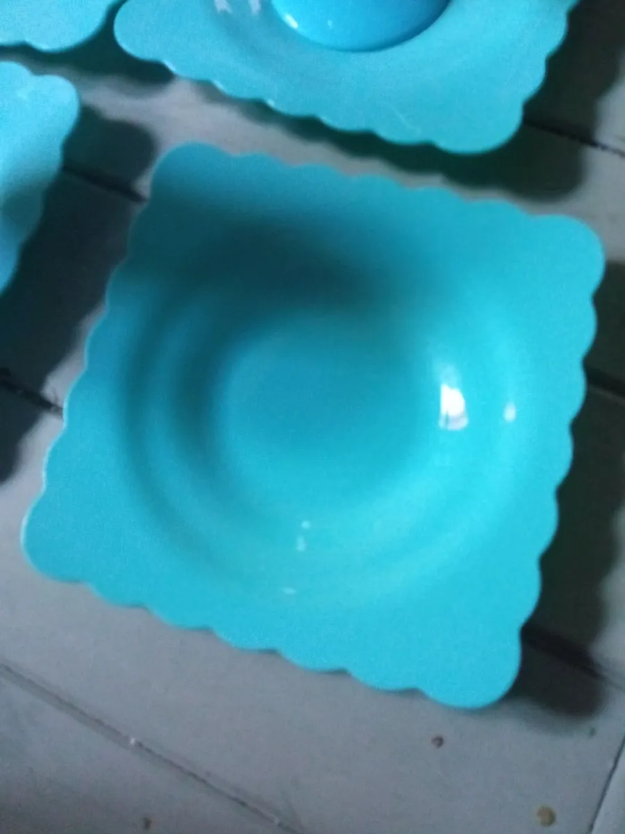 4 Goblets & 4 Mini Plates - Image 4