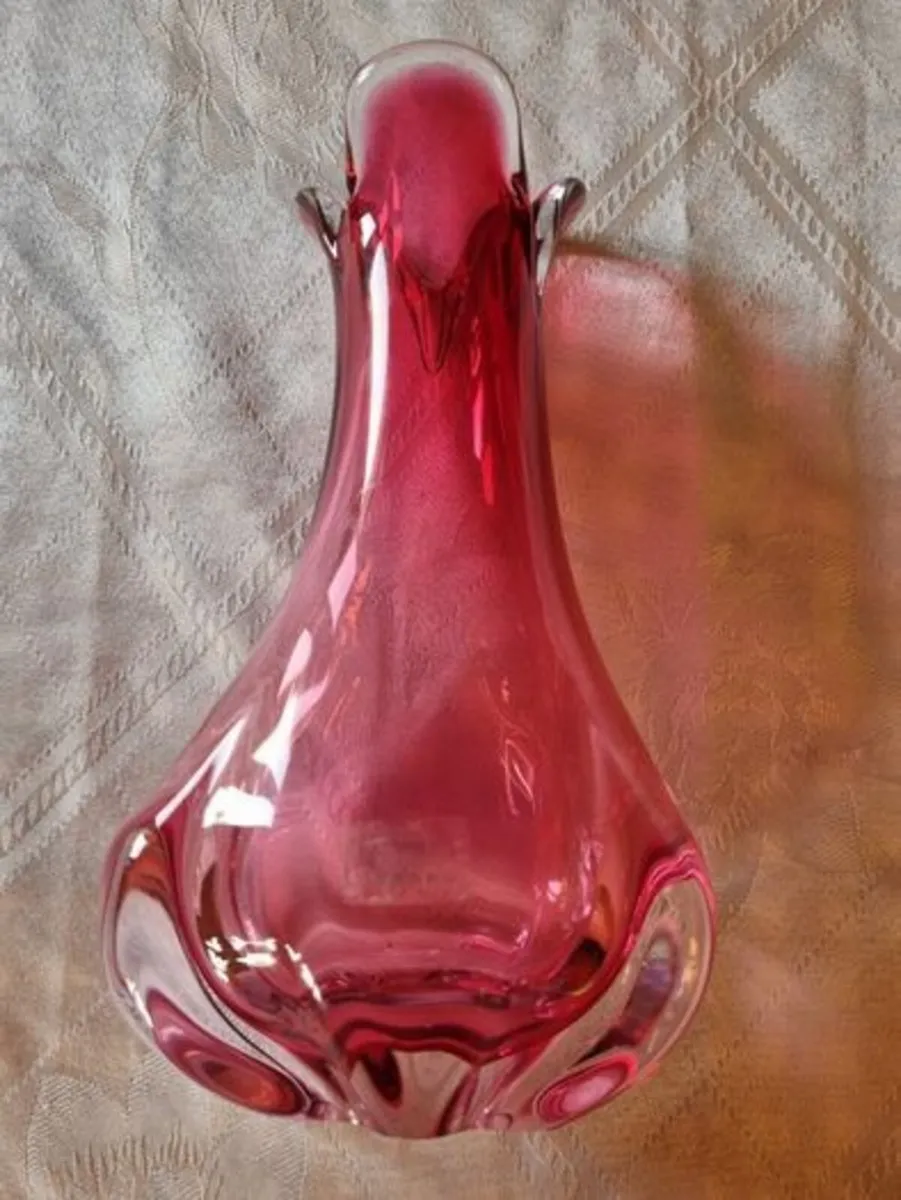 Murano Glass Ruby Vase - Image 4