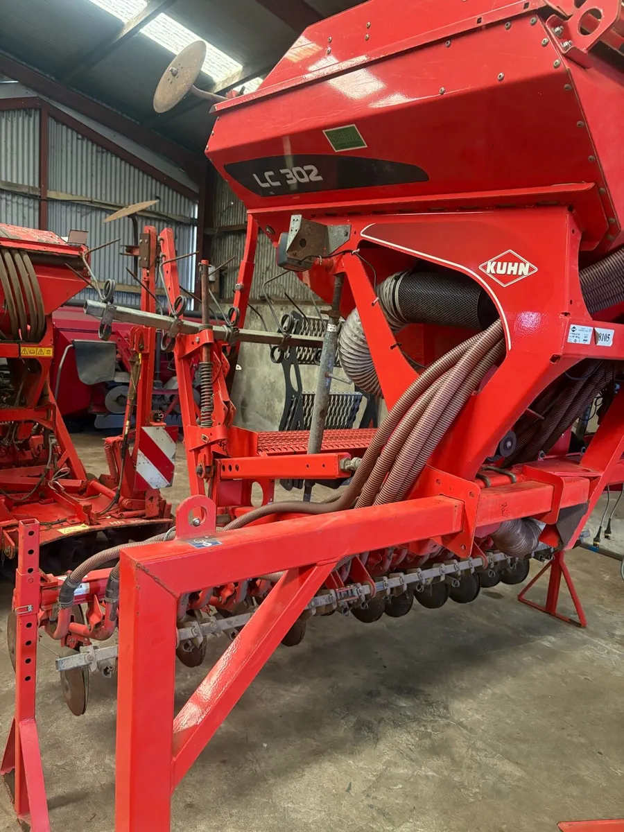 Kuhn drill - Image 1
