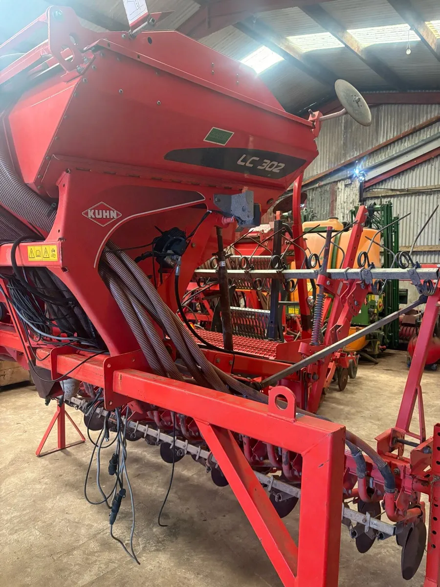 Kuhn drill - Image 2