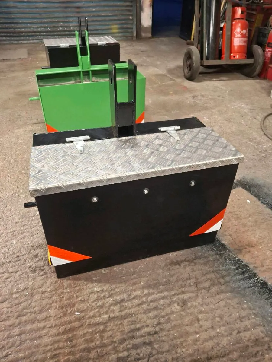 Tractor weight block and toolbox - Image 4