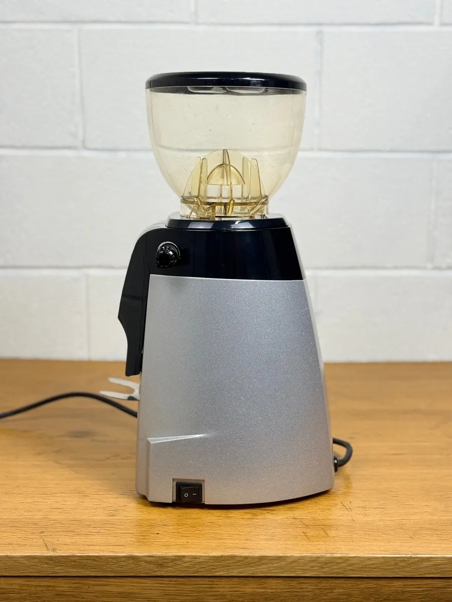 Casadio Commercial coffee grinder - Image 3