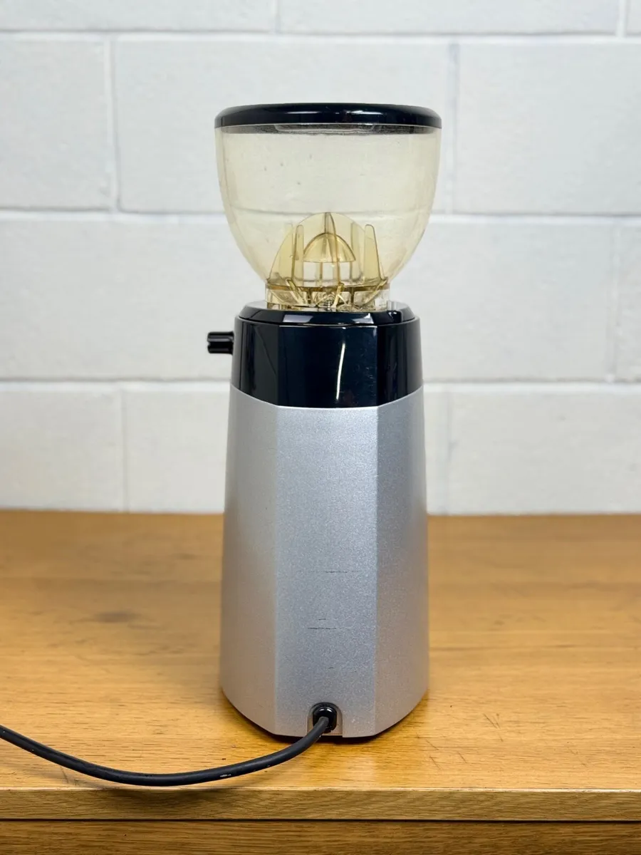 Casadio Commercial coffee grinder - Image 4