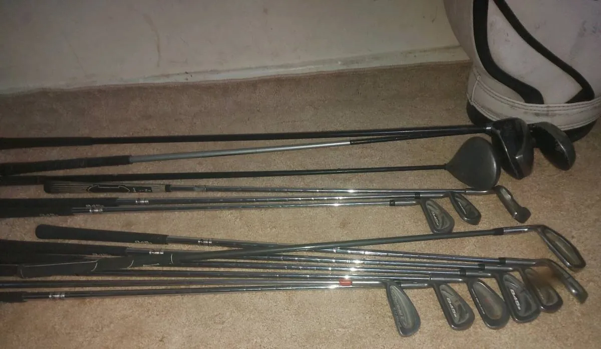 Golf club set - Image 2