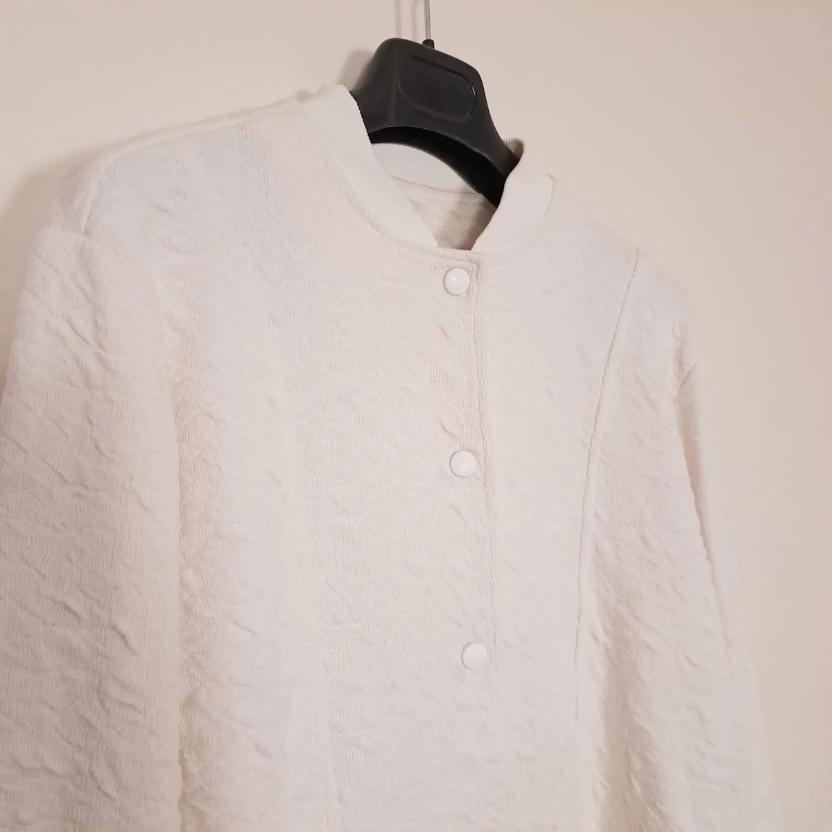 Lipsy Cream White Textured Bomber Jacket 8UK/36EU - Image 4