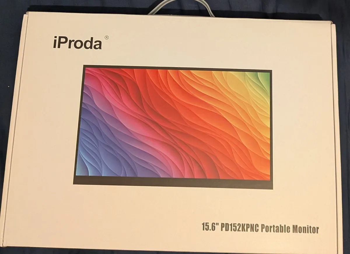 15.6" Portable Monitor -thin -sleeve -price firm - Image 1