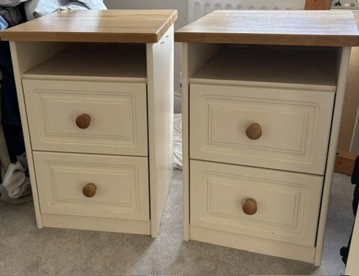 Bed, Wardrobe & Lockers - Image 1