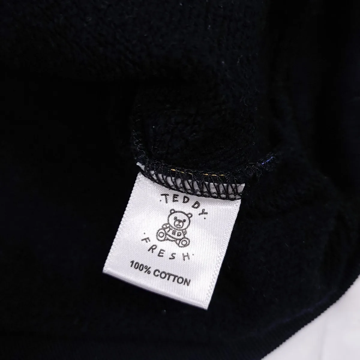Teddy Fresh Black Logo All Over Print Hoodie M - Image 3