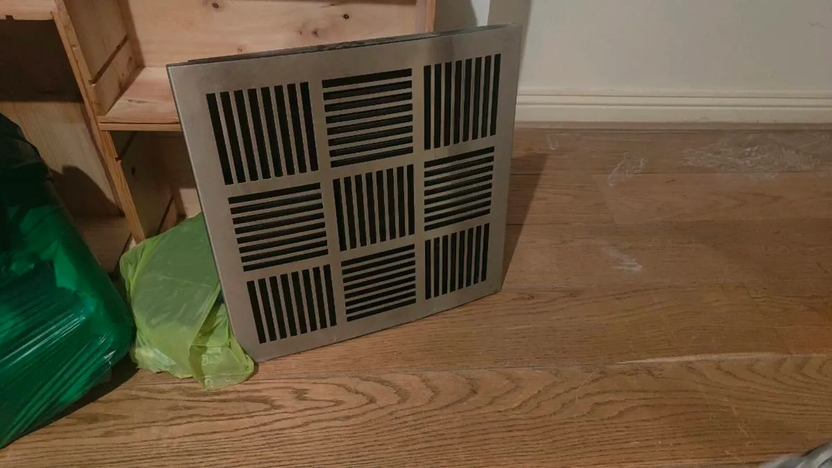 CD Wall Rack - Image 1