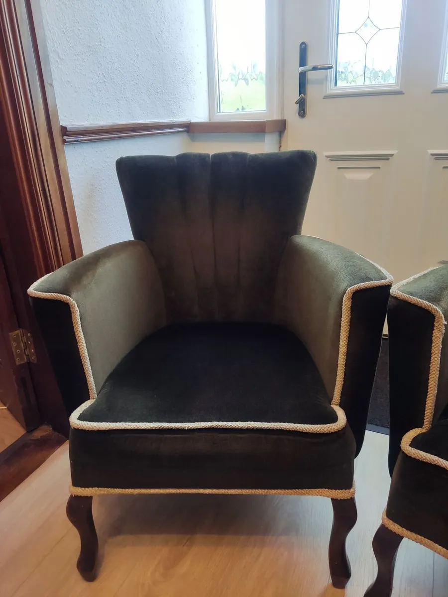 Dining room chairs - Image 2