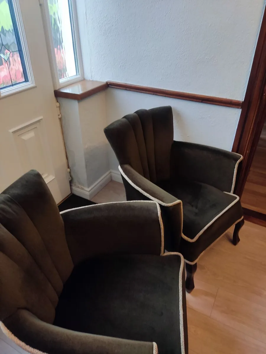 Dining room chairs - Image 3