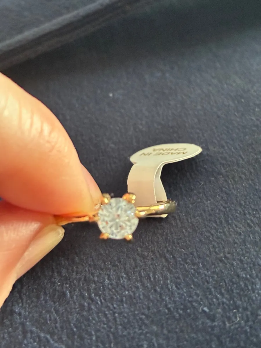 Jewellery - Image 1