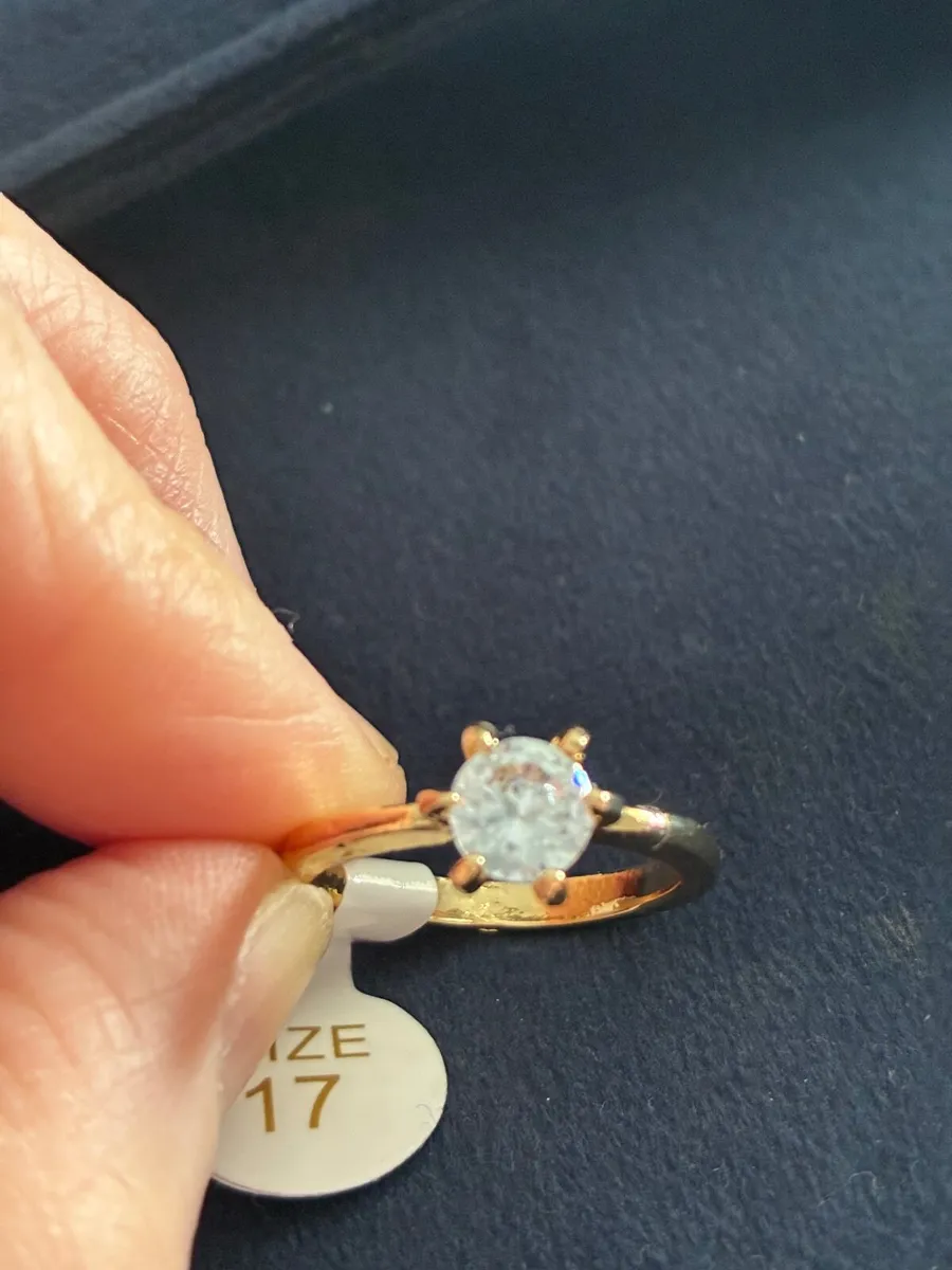 Jewellery - Image 2