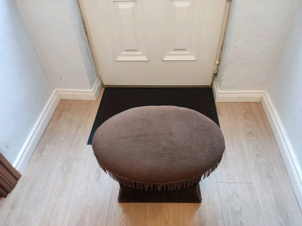 Pouffe - Image 2