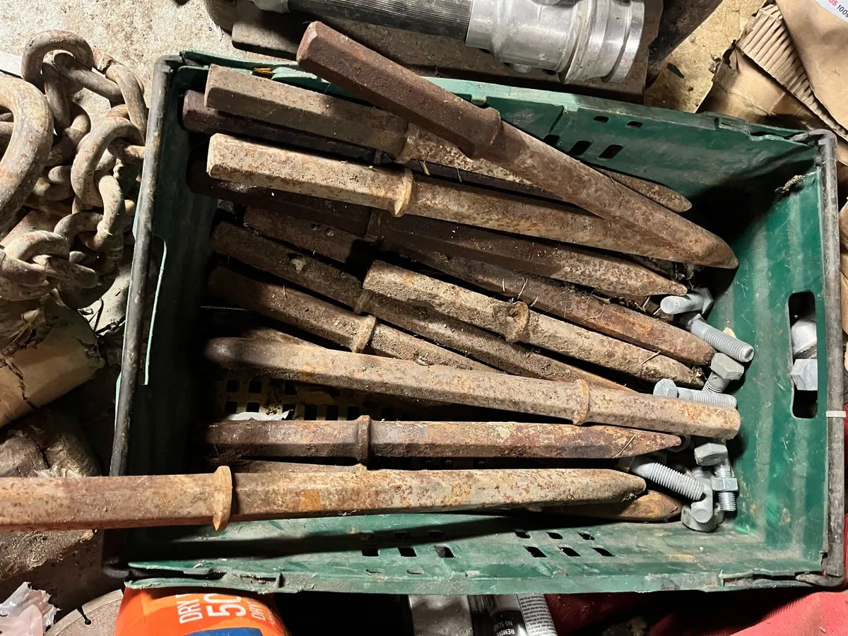 Jack hammer chisel bits - Image 2