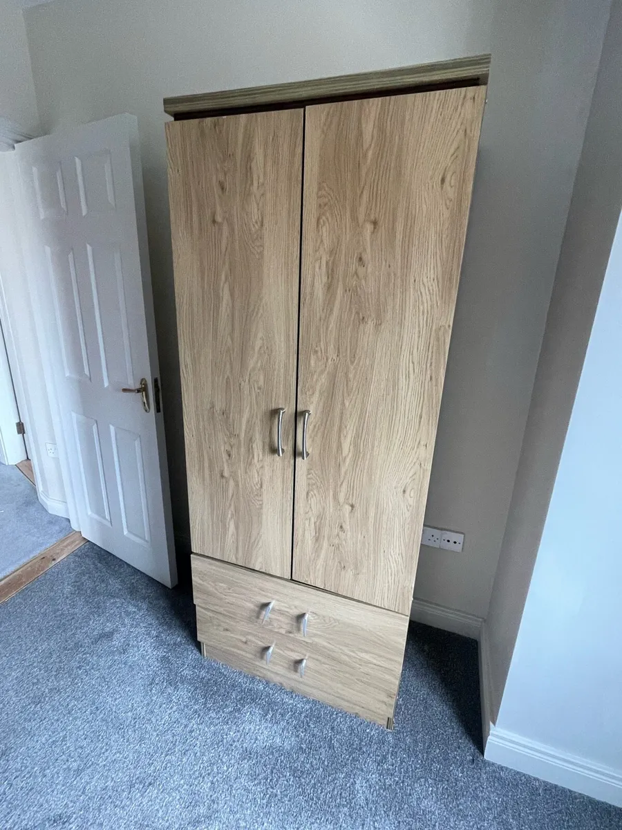 Drawer and wardrobe - Image 2
