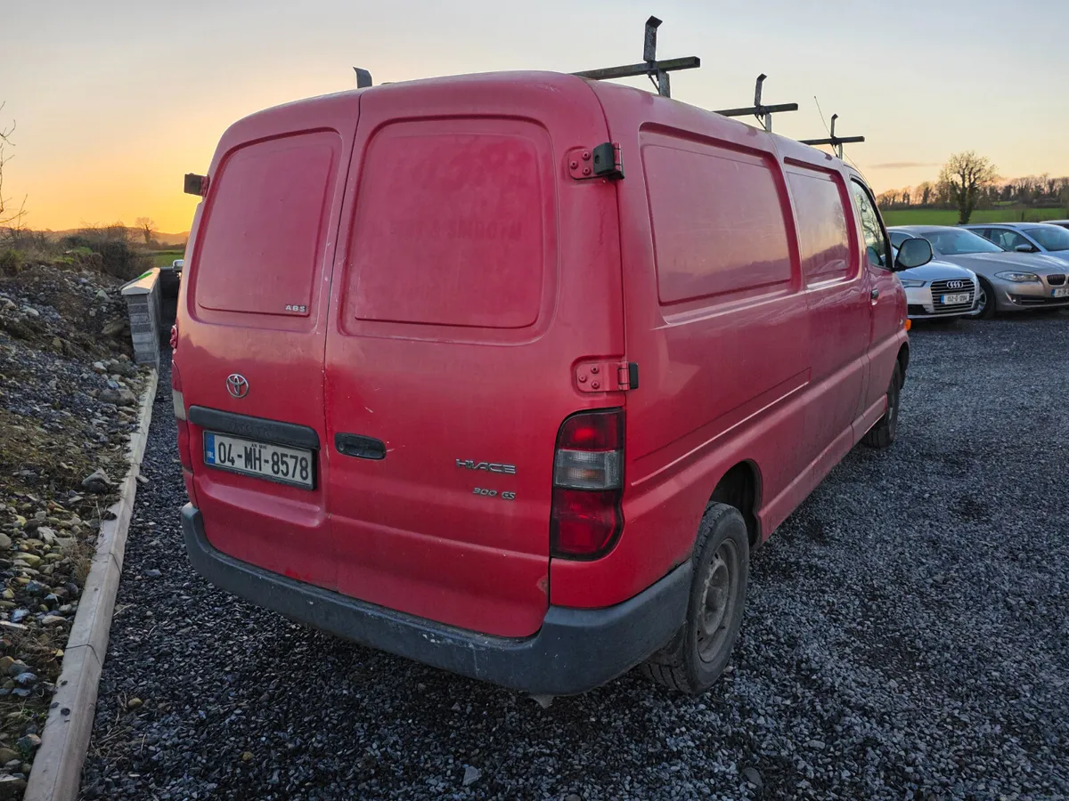 Toyota HiAce 2004 GS One Owner Van €1750 - Image 2