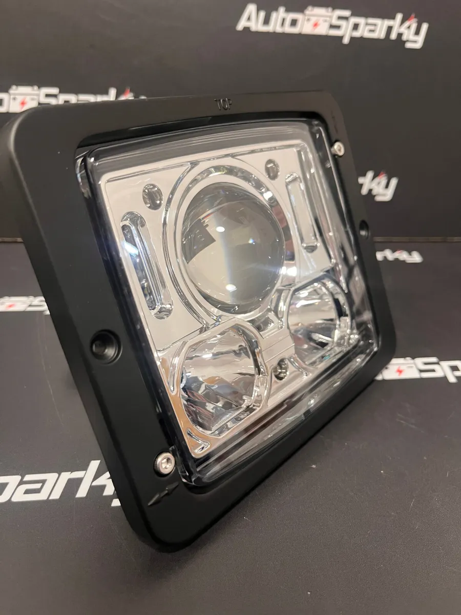 MB Trac  Fendt  Case IH  Steyr LED Headlights Set - Image 3