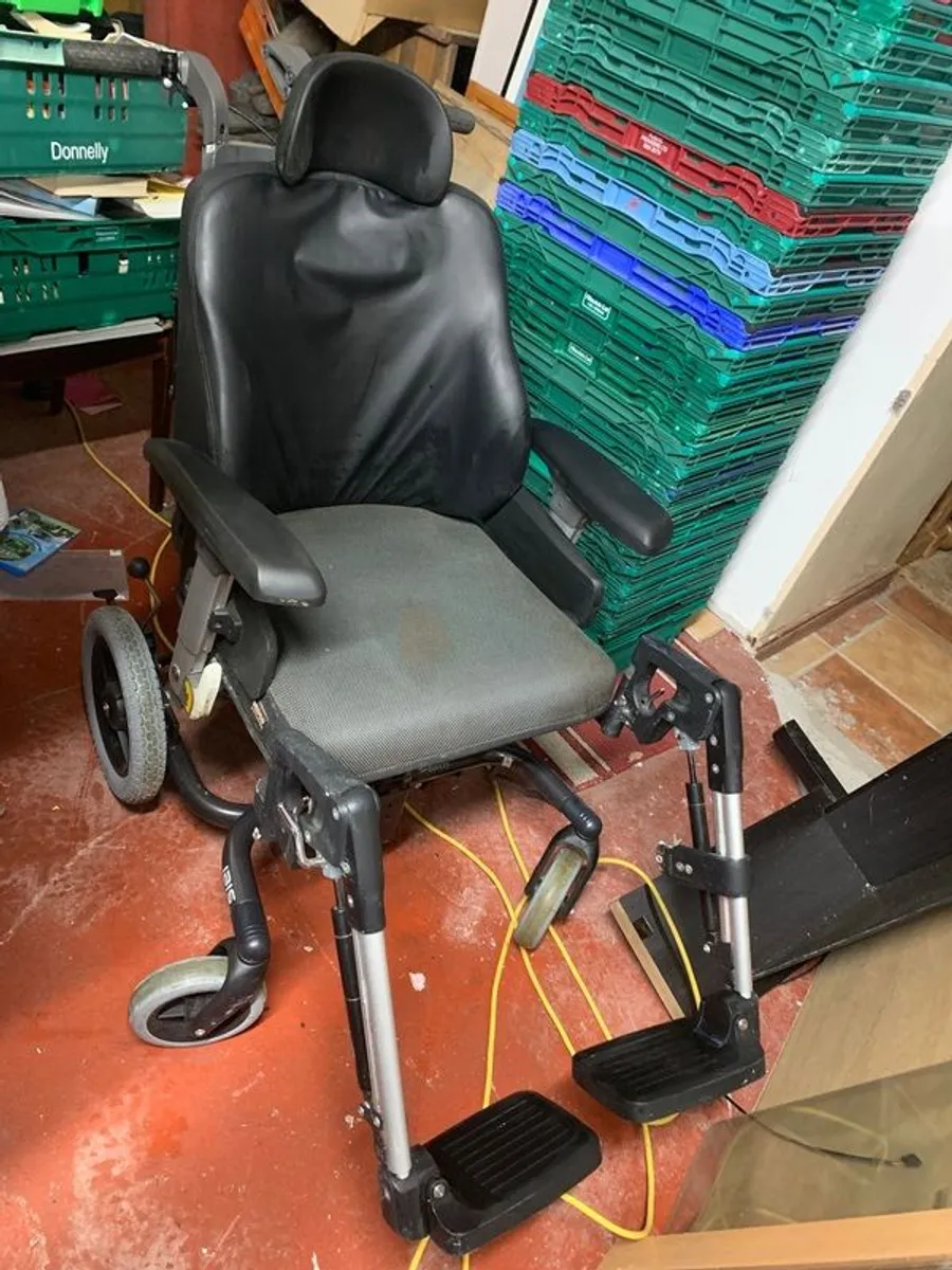 IBIS BREEZY Sedeo Wheelchair - Image 1