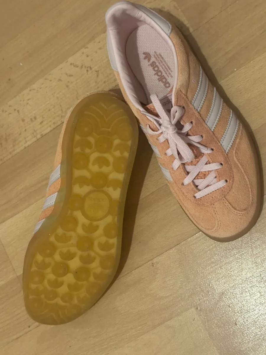 Adidas Sneakers - Image 2