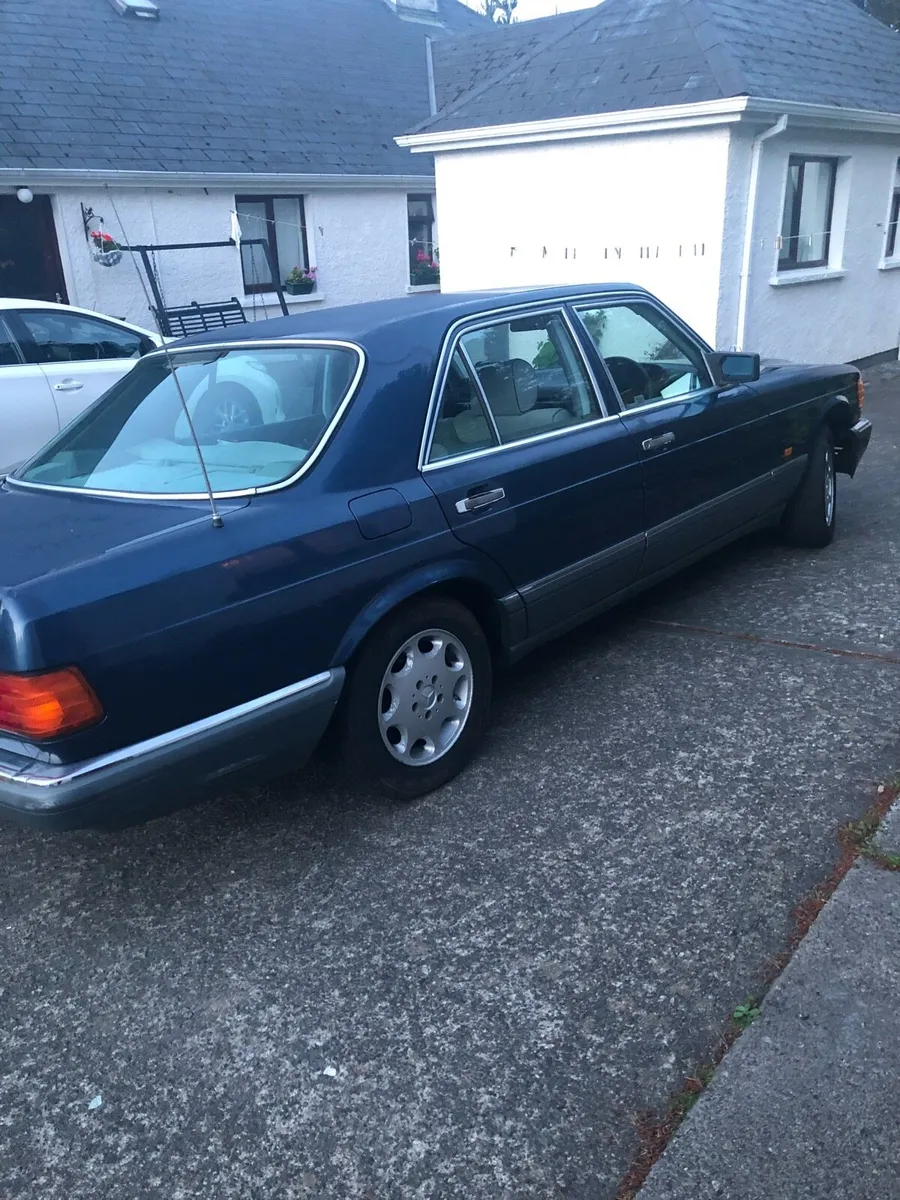 1986 Mercedes 300SE SALOON - Image 3