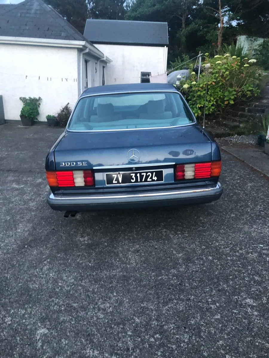 1986 Mercedes 300SE SALOON - Image 4