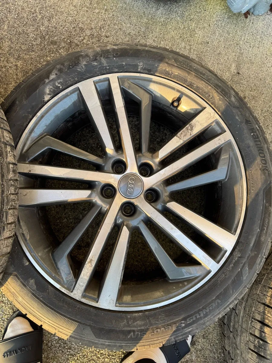 Q5 original alloys 20” +tyres - Image 3
