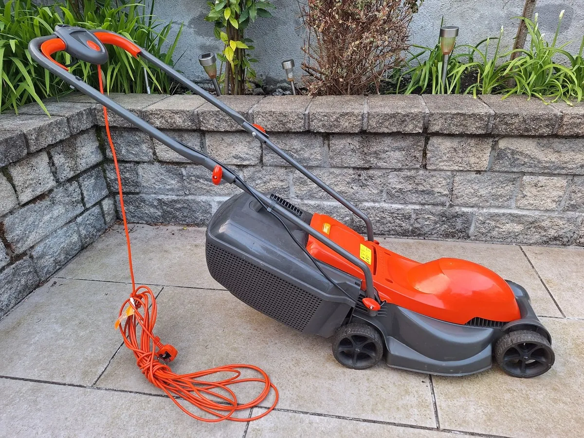 Flymo electric lawnmower 32cm - Image 3