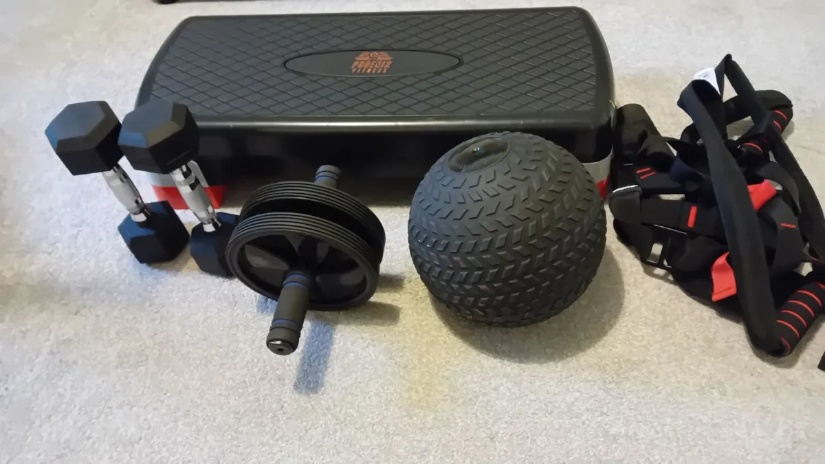 Dumbells x 2, slam ball and more - Image 1