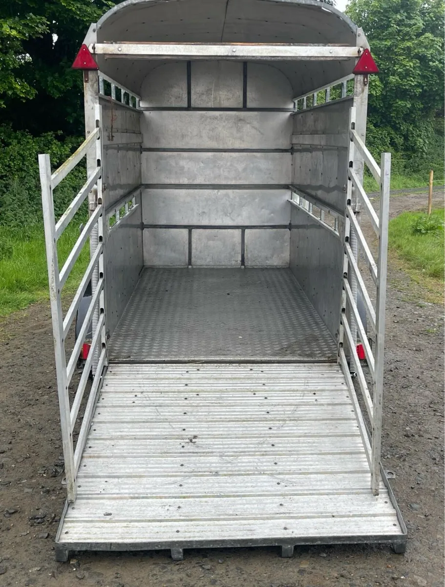 High roof horse/cattle - Image 2