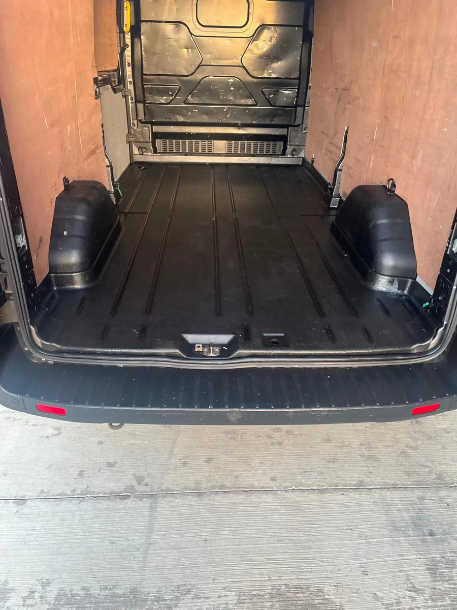 Ford Transit 2021 - Image 4