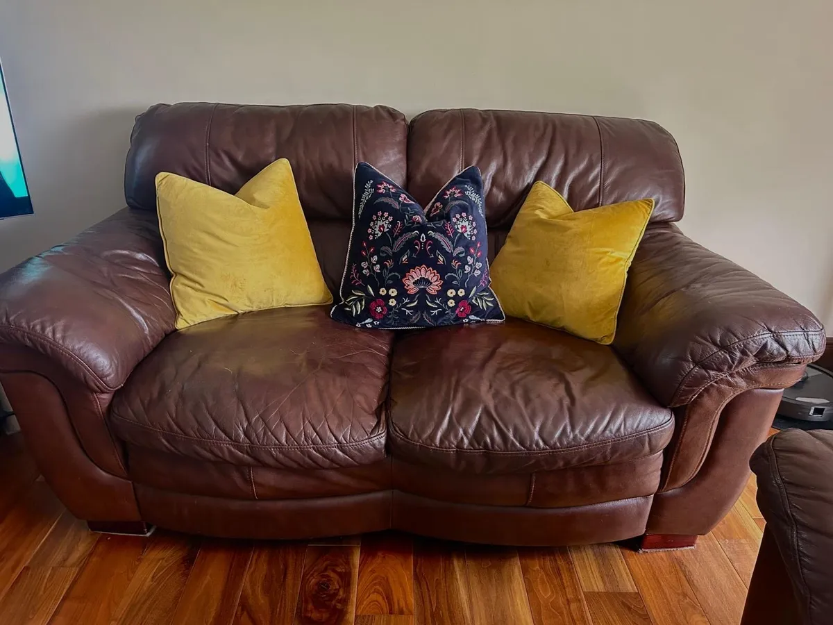 Sofa Set - Image 3